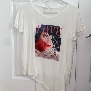 Beautiful blouse. For you ! Feel attractive.